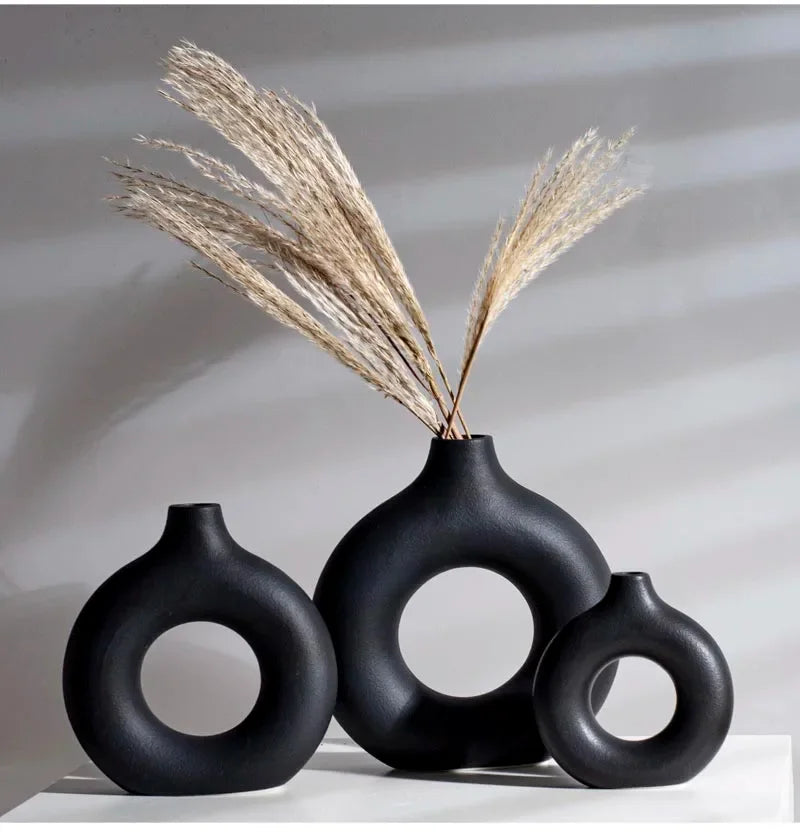 Circular Ceramic Vase 